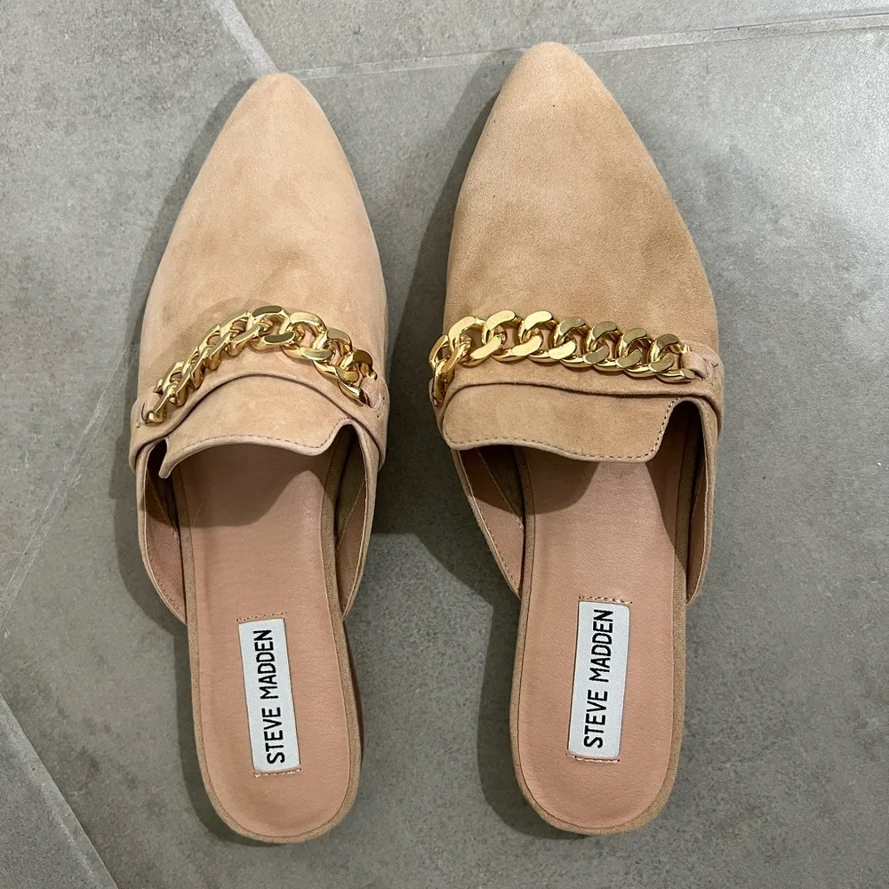 Steve Madden tan pointed toe chain flats - Picture 1 of 11